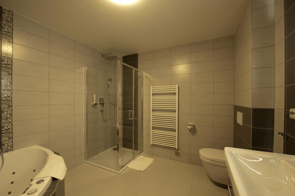 Hotel Vinarstvi U Kaplicky Zaječí Zimmer foto